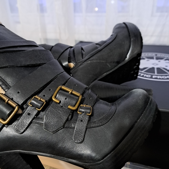 Women's Black Faux Leather Boots with Buckle Straps, Size 37, Aldo - Picture 8 of 10